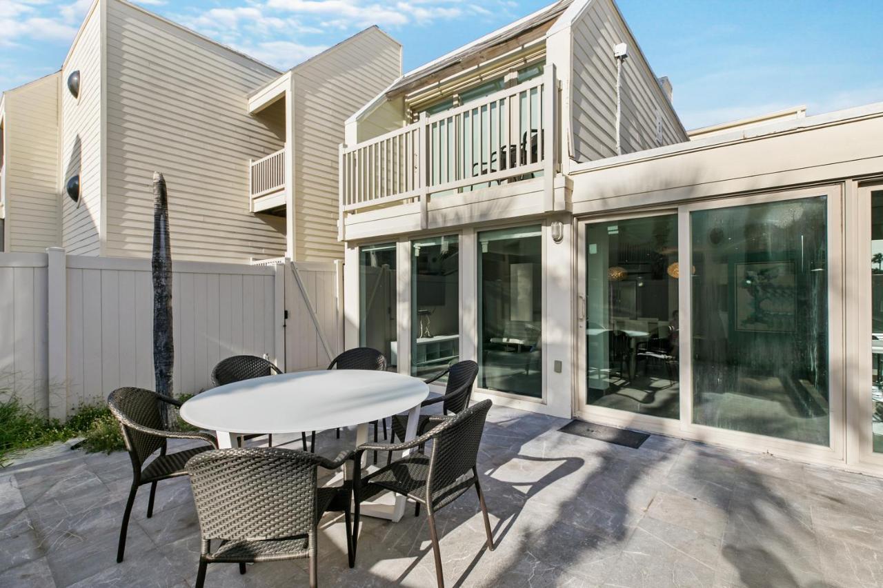 Upscale Modern Villa Private W Terrace In Bahia Mar Beachfront Resort, Heated Pool! サウス・パドリー・アイランド エクステリア 写真
